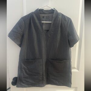 FIGS Graphite 4 Pocket V-Neck Scrub Top Size Small Relaxed Fit EUC